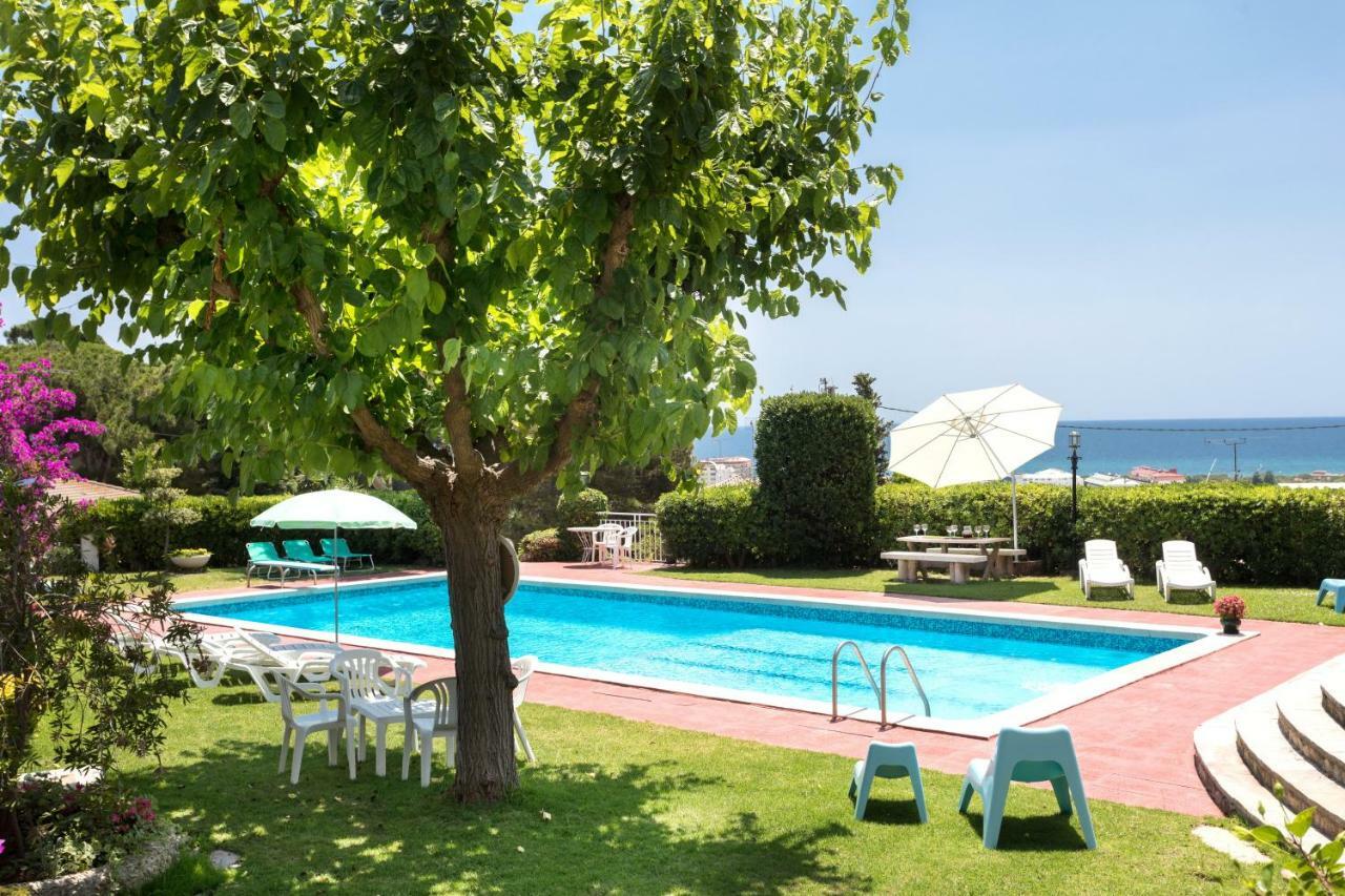 Costa Maresme Apartment Σάντα Σουζάνα Εξωτερικό φωτογραφία