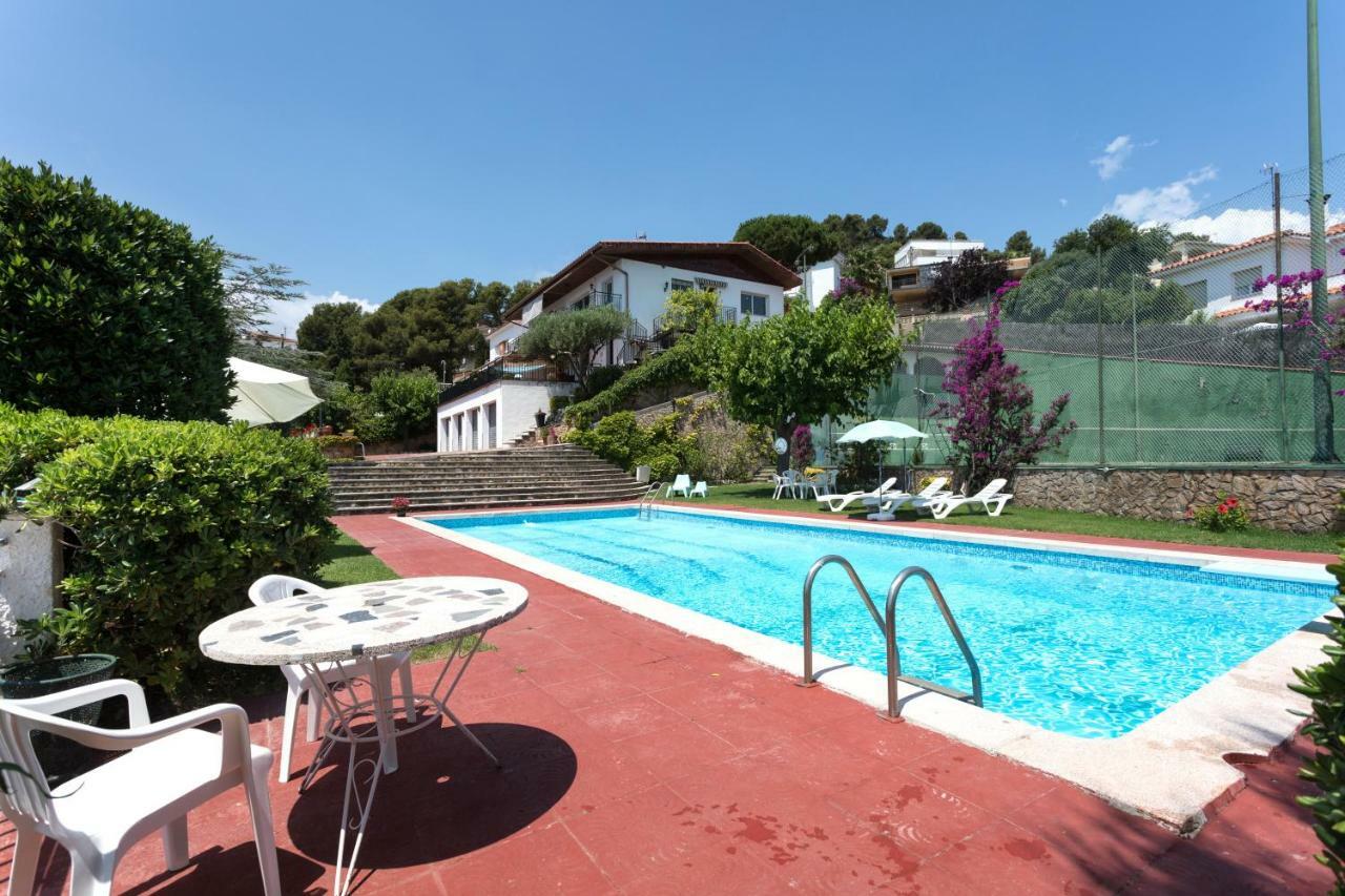 Costa Maresme Apartment Σάντα Σουζάνα Εξωτερικό φωτογραφία