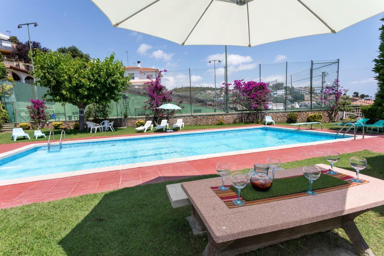 Costa Maresme Apartment Σάντα Σουζάνα Εξωτερικό φωτογραφία