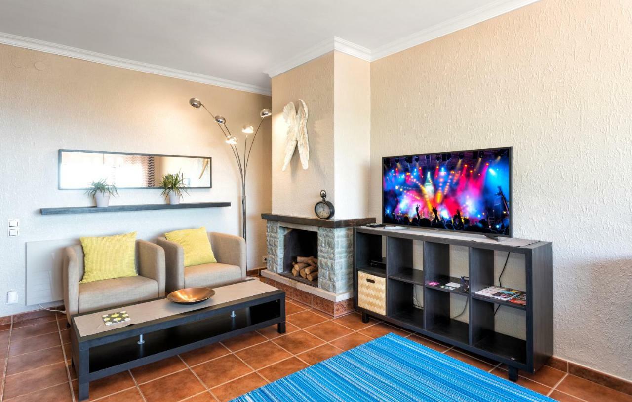 Costa Maresme Apartment Σάντα Σουζάνα Εξωτερικό φωτογραφία