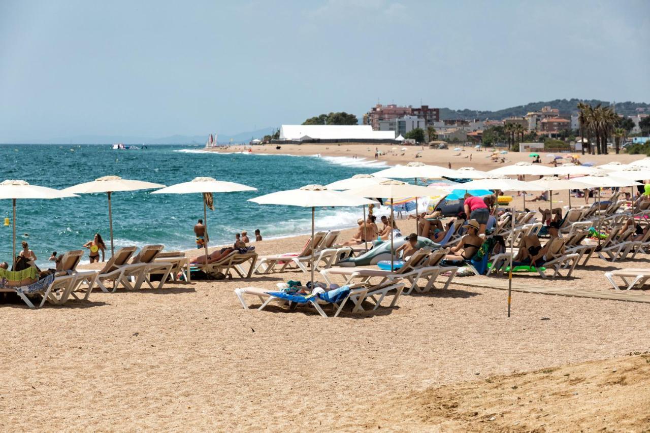 Costa Maresme Apartment Σάντα Σουζάνα Εξωτερικό φωτογραφία